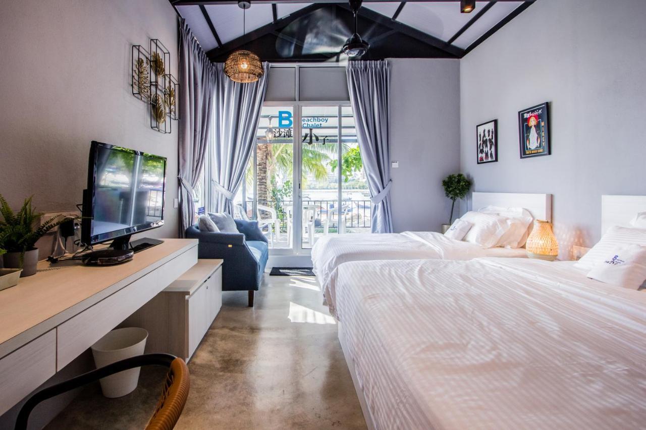 Beachboy Chalet By The Beach Bukit Lada 외부 사진
